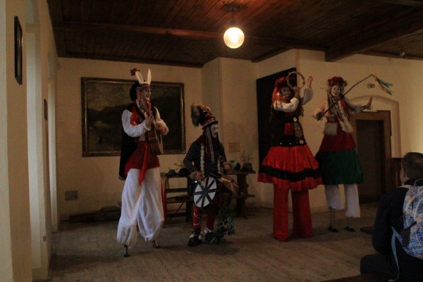 Good Friday at Loket Castle